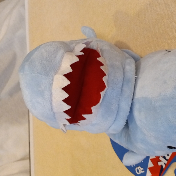 Shark Slippers - Picture 7 of 7